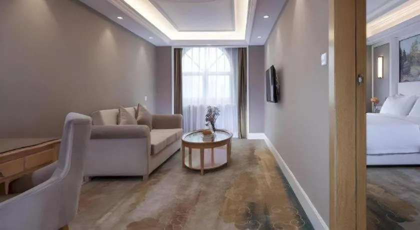 Bed in Vienna Hotel Shenzhen Pingdi Huancheng South Road