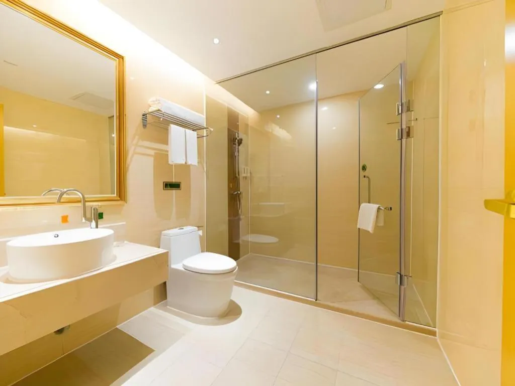 Vienna Hotel Shenzhen Pingdi Huancheng South Road