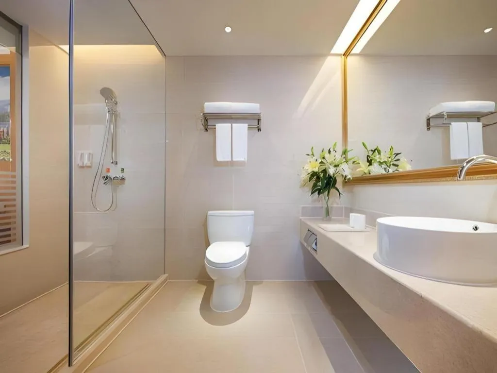 Vienna Hotel Shenzhen Pingdi Huancheng South Road