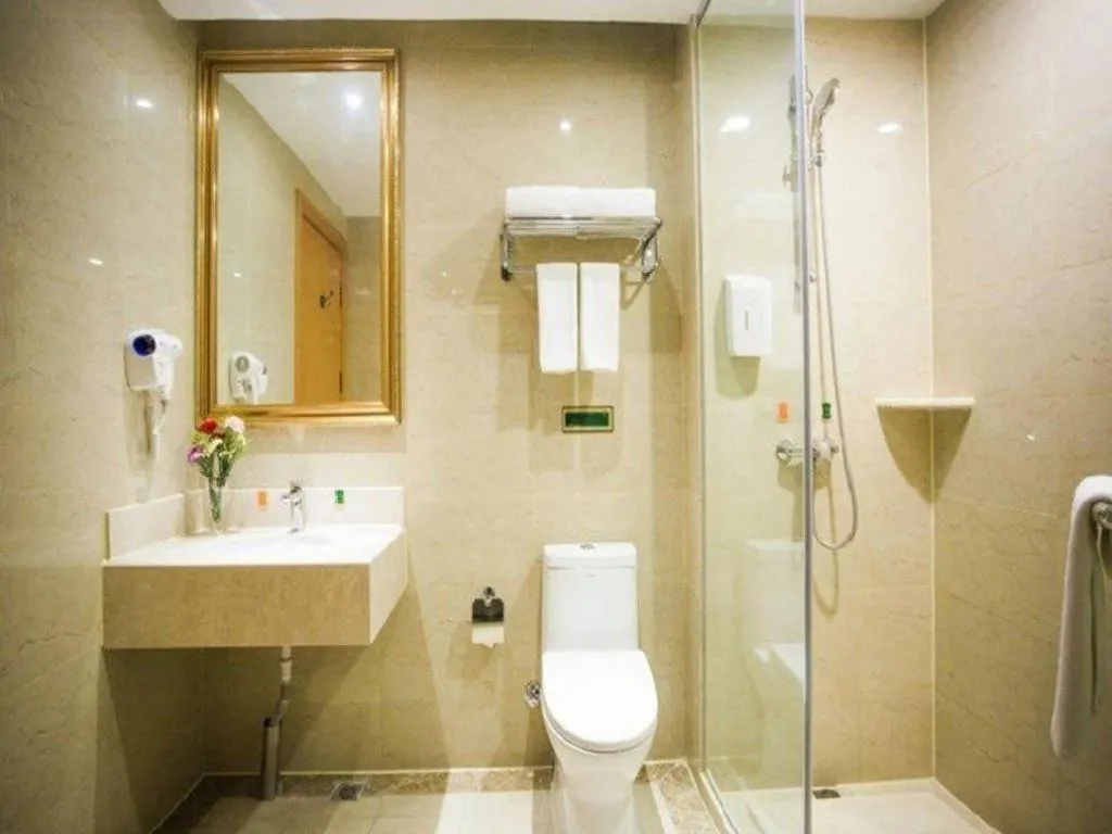 Vienna Hotel Shandong Laizhou Langhu International Plaza