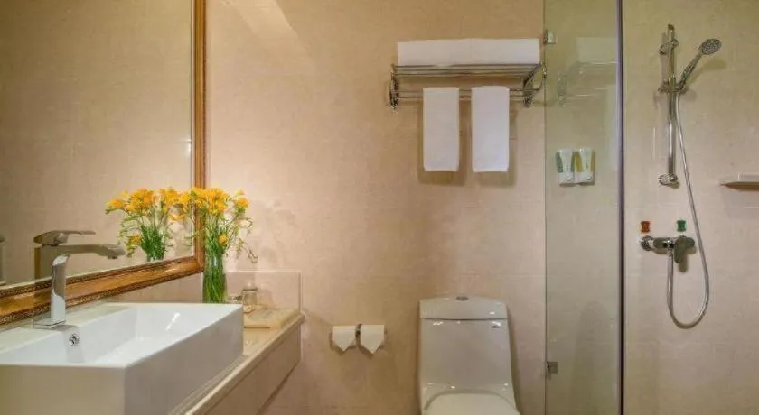 Vienna Hotel Shandong Laizhou Langhu International Plaza