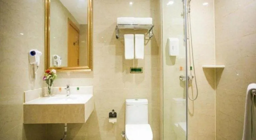 Vienna Hotel Shandong Laizhou Langhu International Plaza