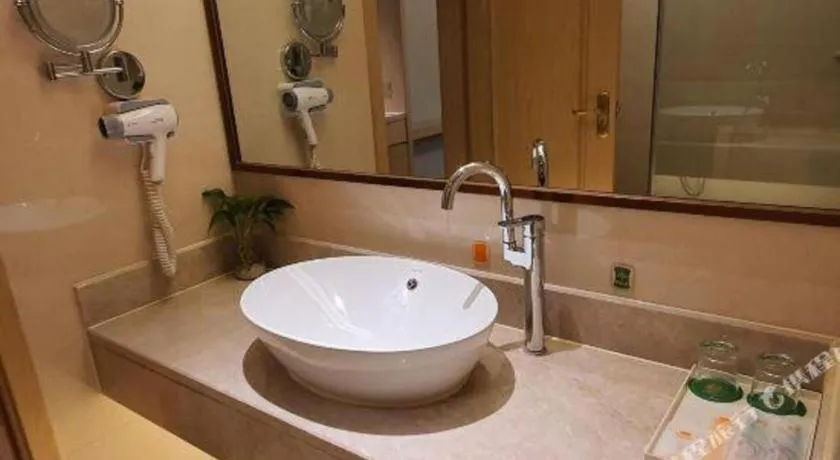 Vienna Hotel Guangdong Shaoguan Shaonan Avenue