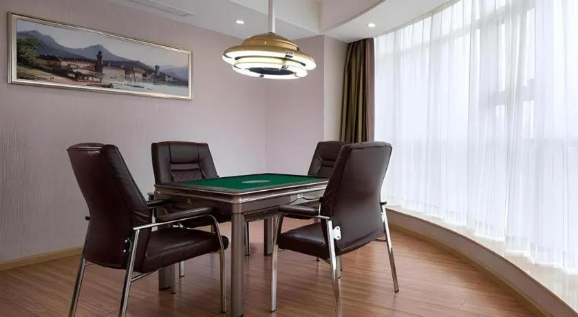 Vienna Hotel Hunan Huaihua Xupu Wanda Plaza