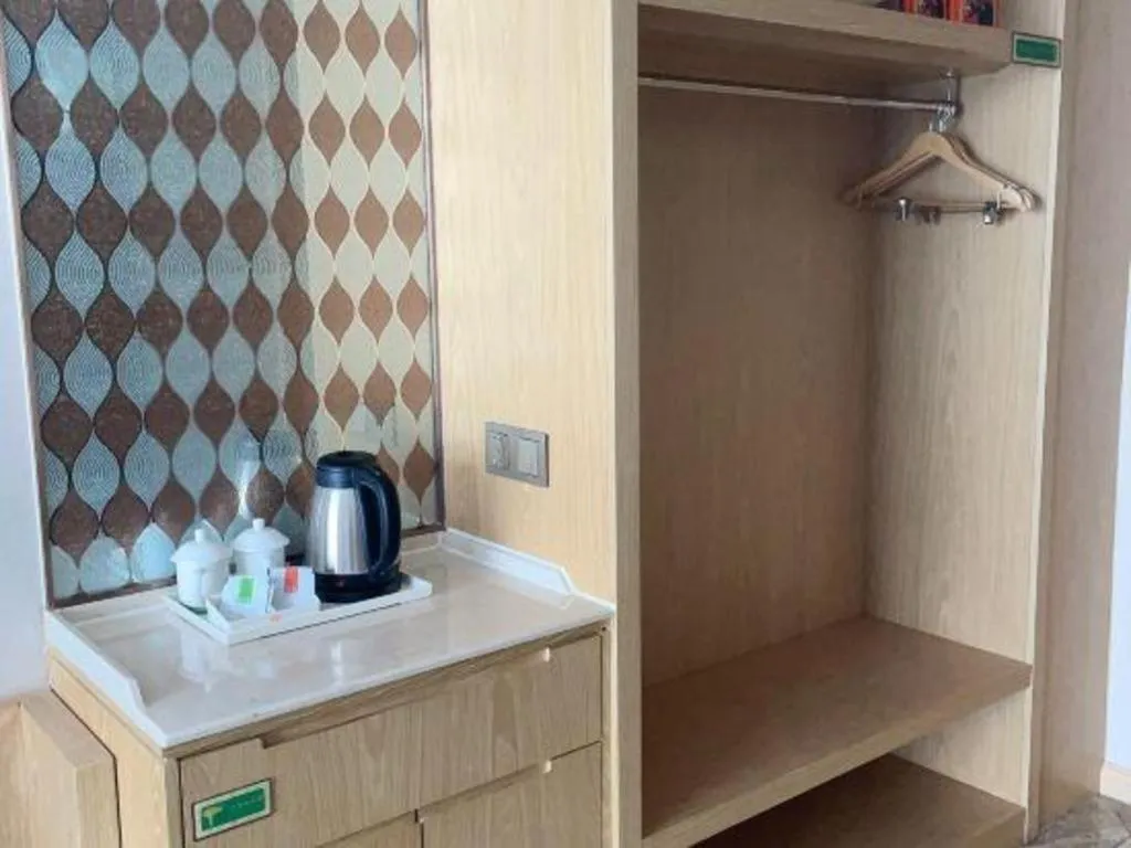 Vienna Hotel Shaanxi Hanzhong Central Square High-Speed Railway Station