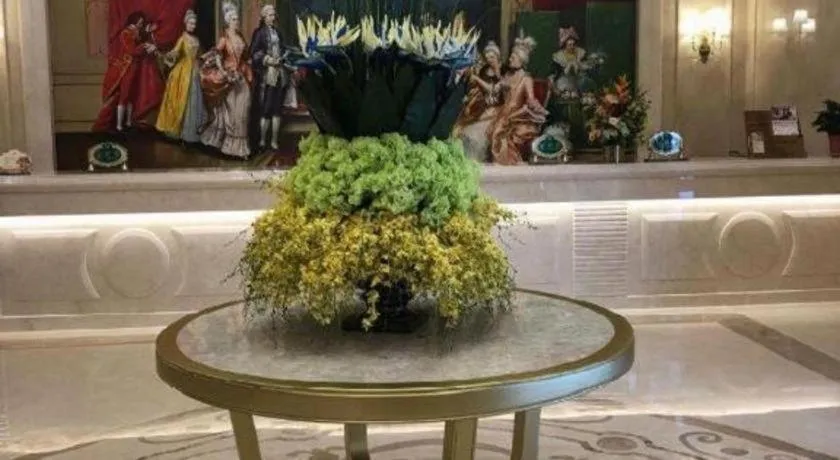 Vienna Hotel Shaanxi Hanzhong Central Square High-Speed Railway Station