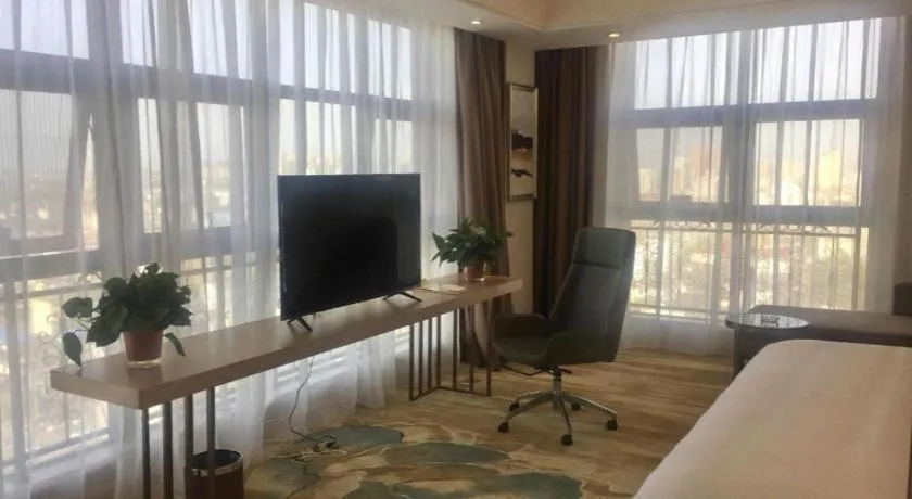 Vienna Hotel Shaanxi Hanzhong Central Square High-Speed Railway Station