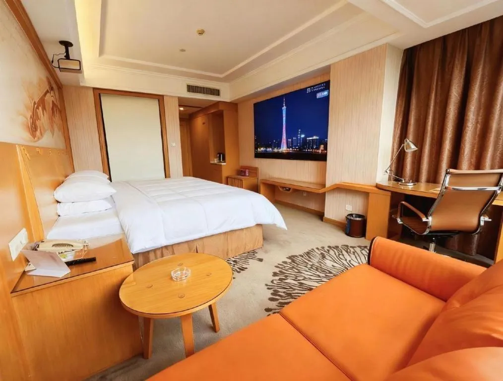 Bed in Vienna Hotel Guangzhou North Station Huaguoshan Metro Station