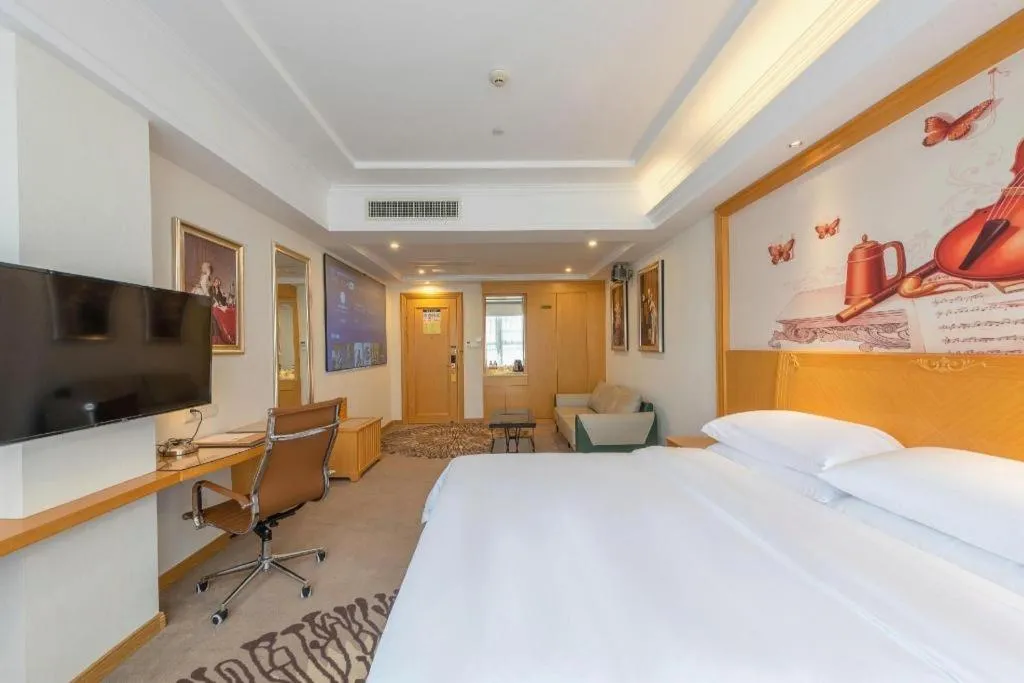 Bed in Vienna Hotel Guangzhou North Station Huaguoshan Metro Station