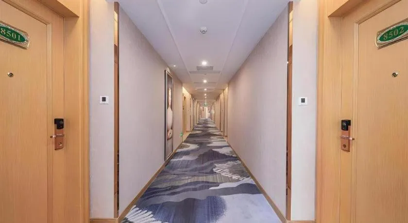 Vienna Hotel Guangzhou North Station Huaguoshan Metro Station