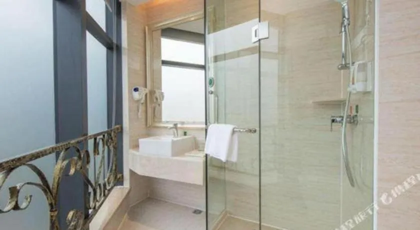 Vienna Hotel Guangzhou North Station Huaguoshan Metro Station