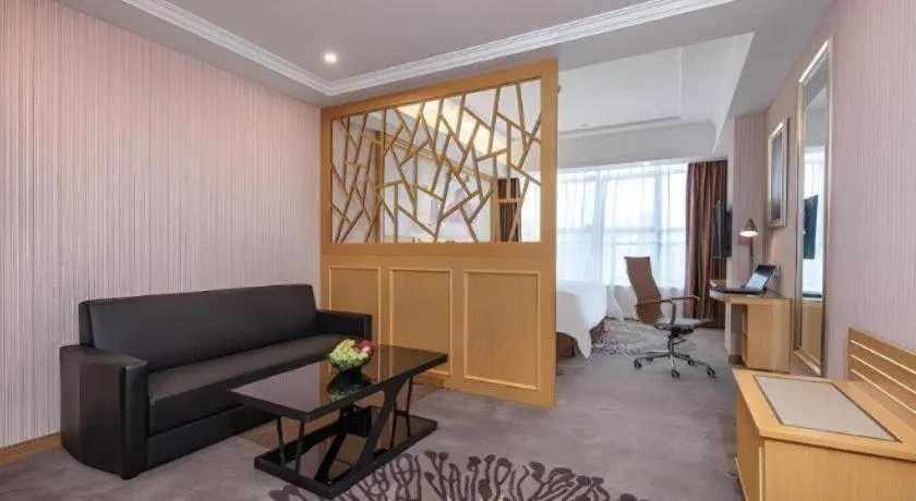 Vienna Hotel Guangzhou North Station Huaguoshan Metro Station