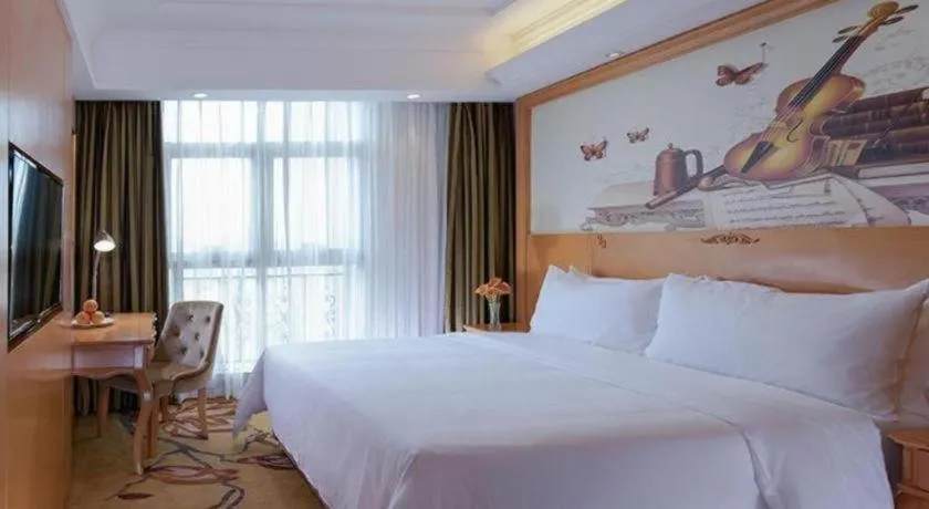 Vienna Hotel Guangxi Beihai High-Speed Railway Station