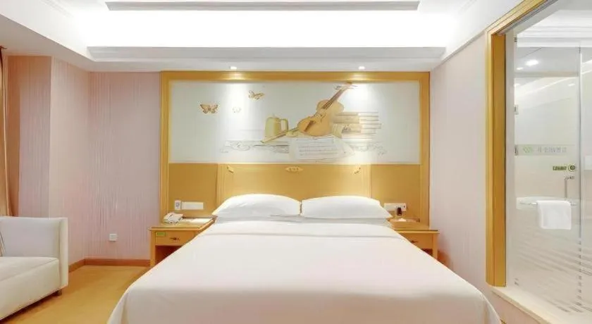 Bed in Vienna Hotel Guangdong Dongguan Zhongtang Qunying Road