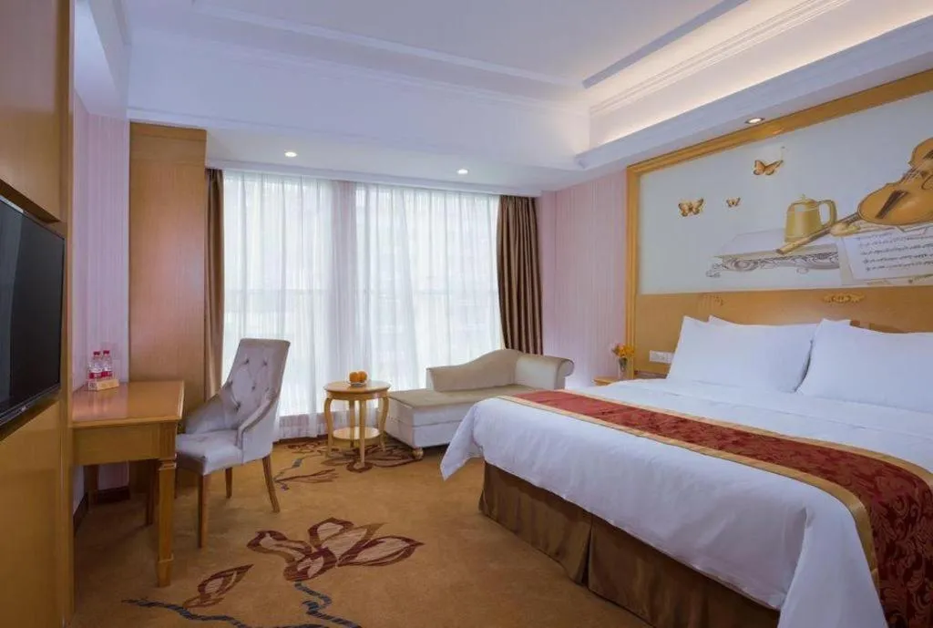 Bed in Vienna Hotel Guangdong Dongguan Zhongtang Qunying Road