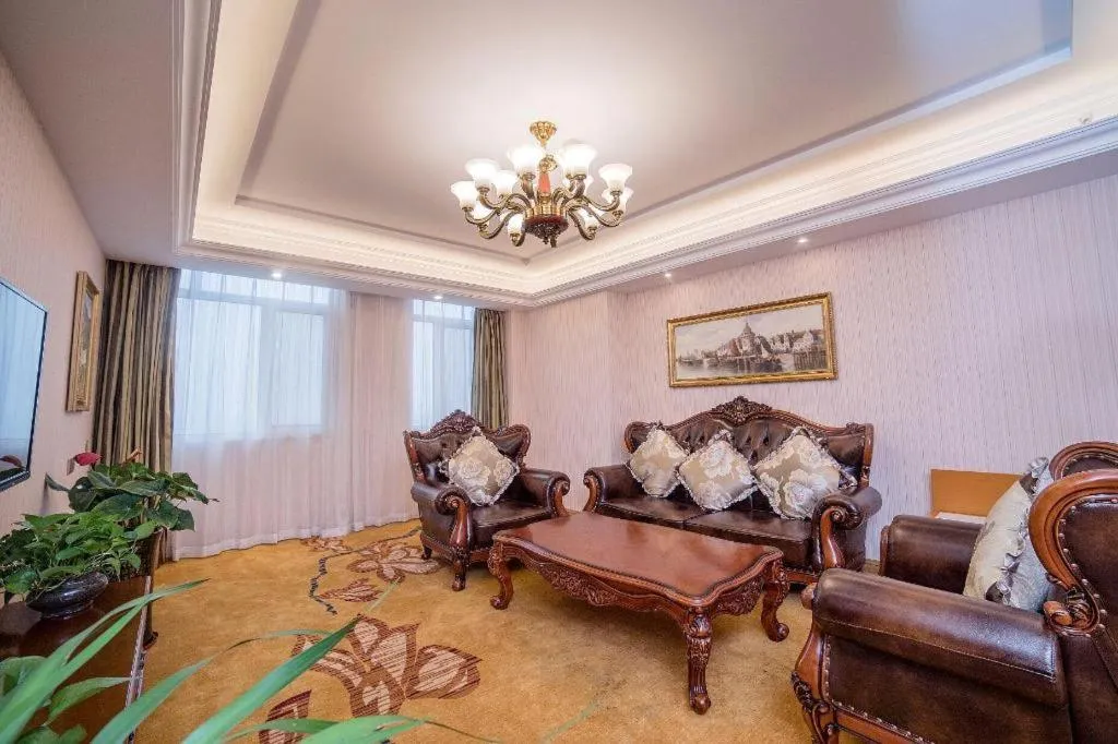 Vienna Hotel Hebei Tangshan Nanhu Park