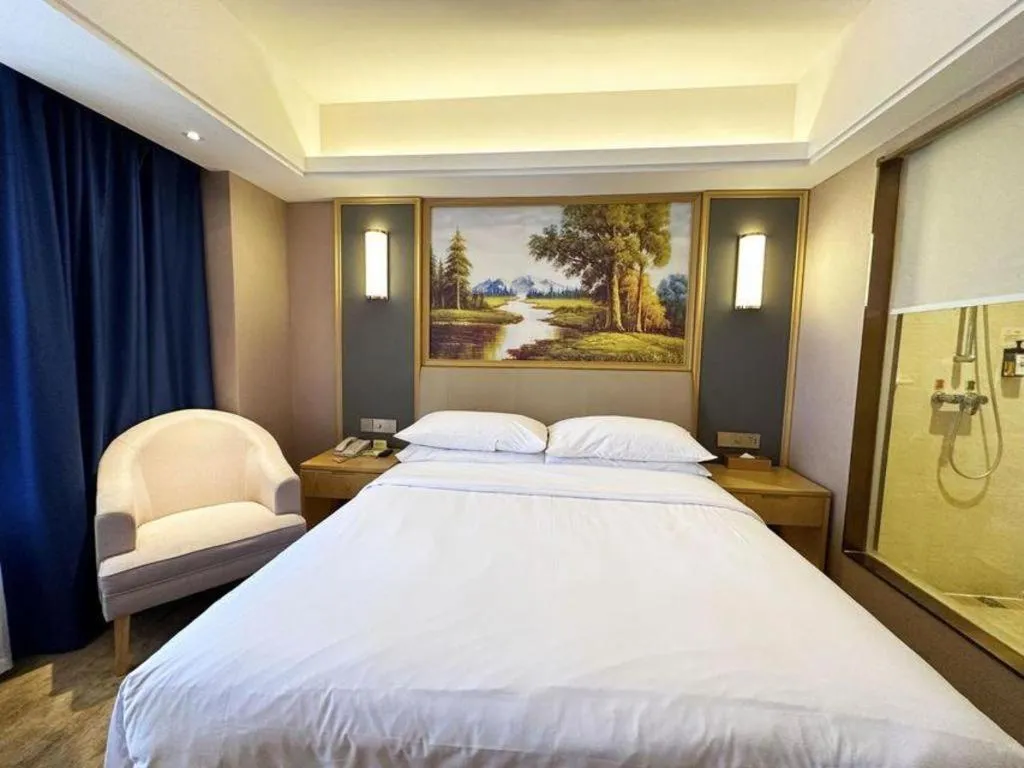 Bed in Vienna Hotel Guangdong Zhongshan South Area Passenger Station