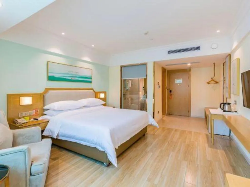 Bed in Vienna Hotel Guangdong Foshan Shunde Longjiang Material City