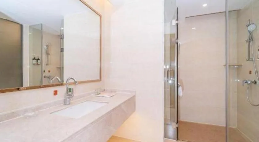 Vienna Hotel Guangdong Foshan West Station Airport Luocun