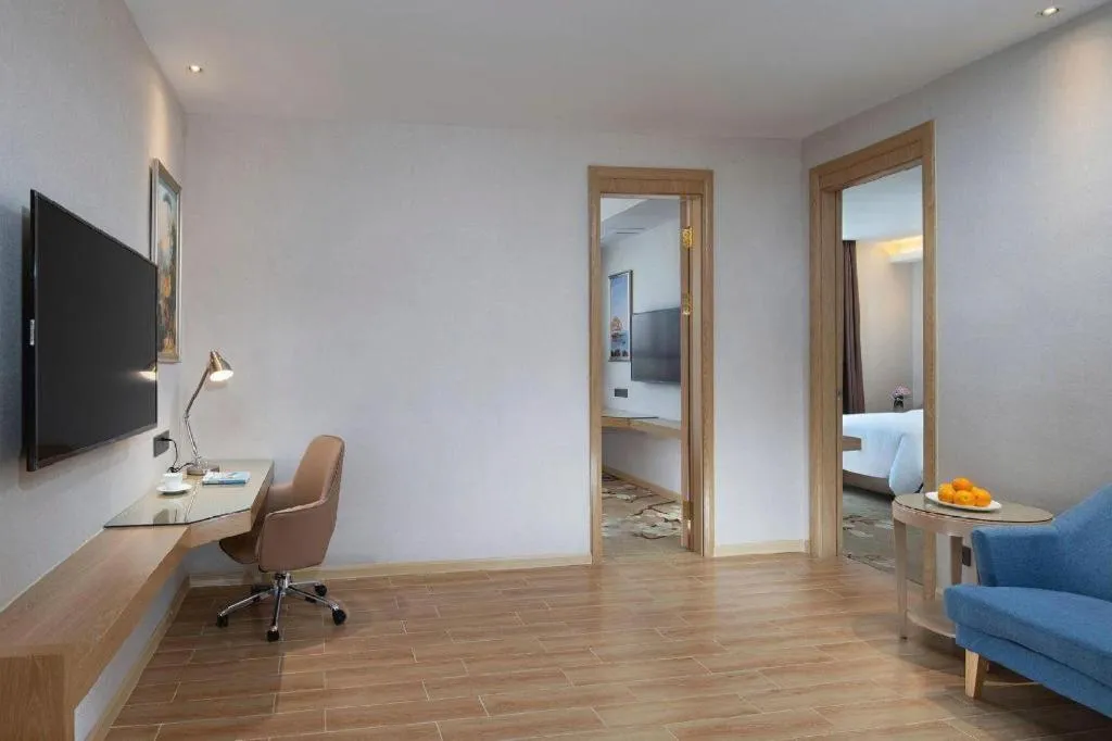 Vienna Hotel Guangdong Foshan West Station Airport Luocun