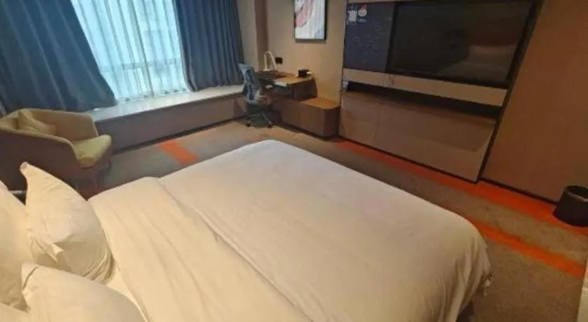 Bed in Vienna Hotel Guangdong Foshan West Station Airport Luocun