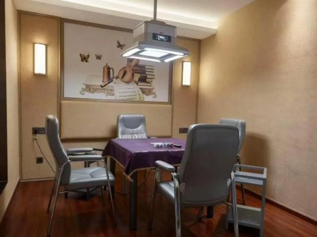 Vienna Hotel Guangdong Foshan West Station Airport Luocun