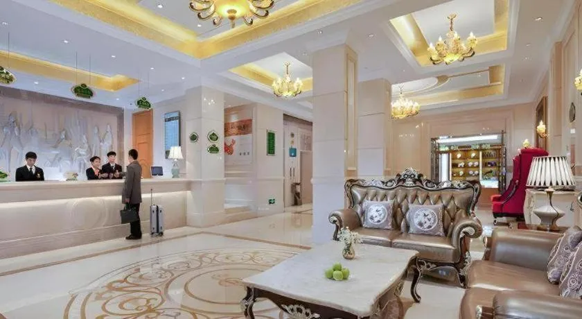 Vienna Hotel Kunming Beijing Road Chuanxin Gulou Metro Station