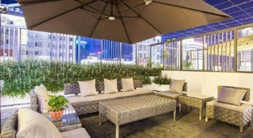 Vienna Hotel Kunming Beijing Road Chuanxin Gulou Metro Station