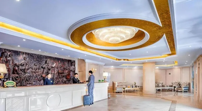 Vienna Hotel Shanghai Hongqiao National Exhibition Cente Sijing Metro Station