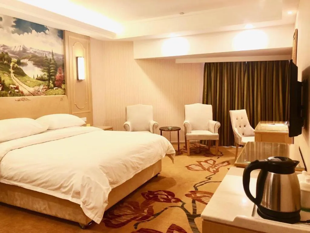 Bed in Vienna Hotel Chengdu Chadianzi Toursim Center