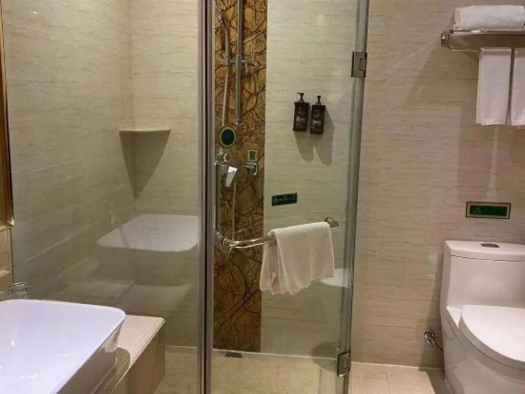 Vienna Hotel Chengdu Chadianzi Toursim Center