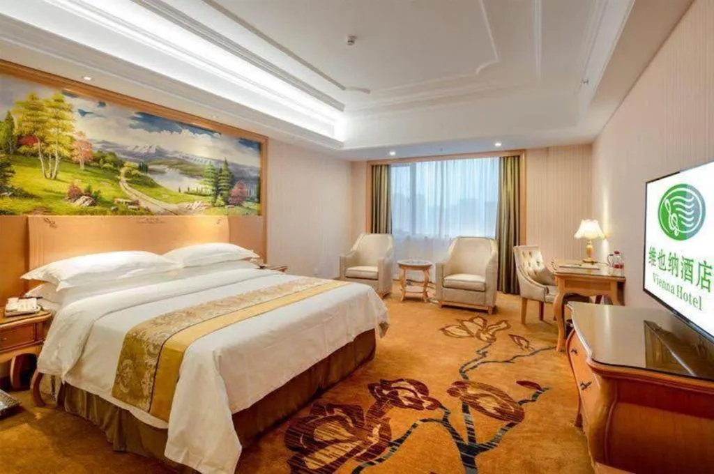 Bed in Vienna Hotel Chengdu Chadianzi Toursim Center
