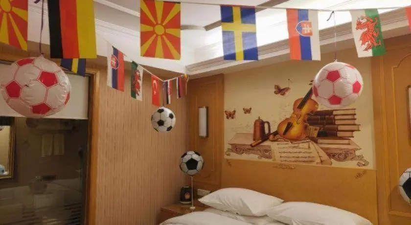 Bed in Vienna Hotel Chengdu Chadianzi Toursim Center