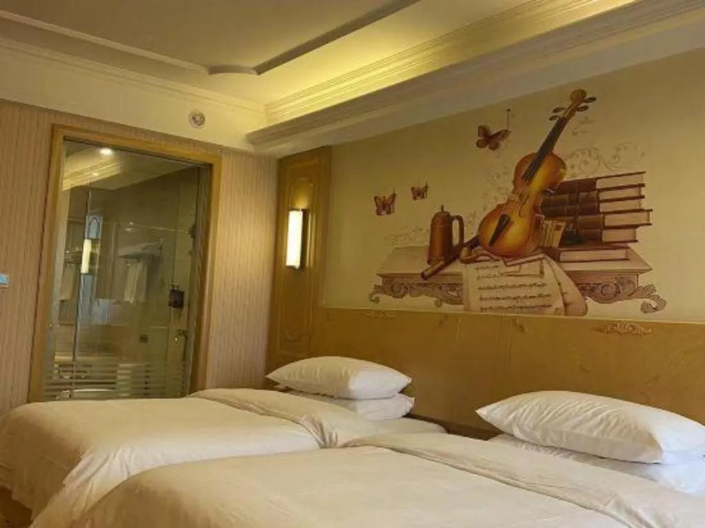 Bed in Vienna Hotel Chengdu Chadianzi Toursim Center