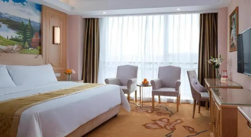 Bed in Vienna Hotel Chengdu Chadianzi Toursim Center