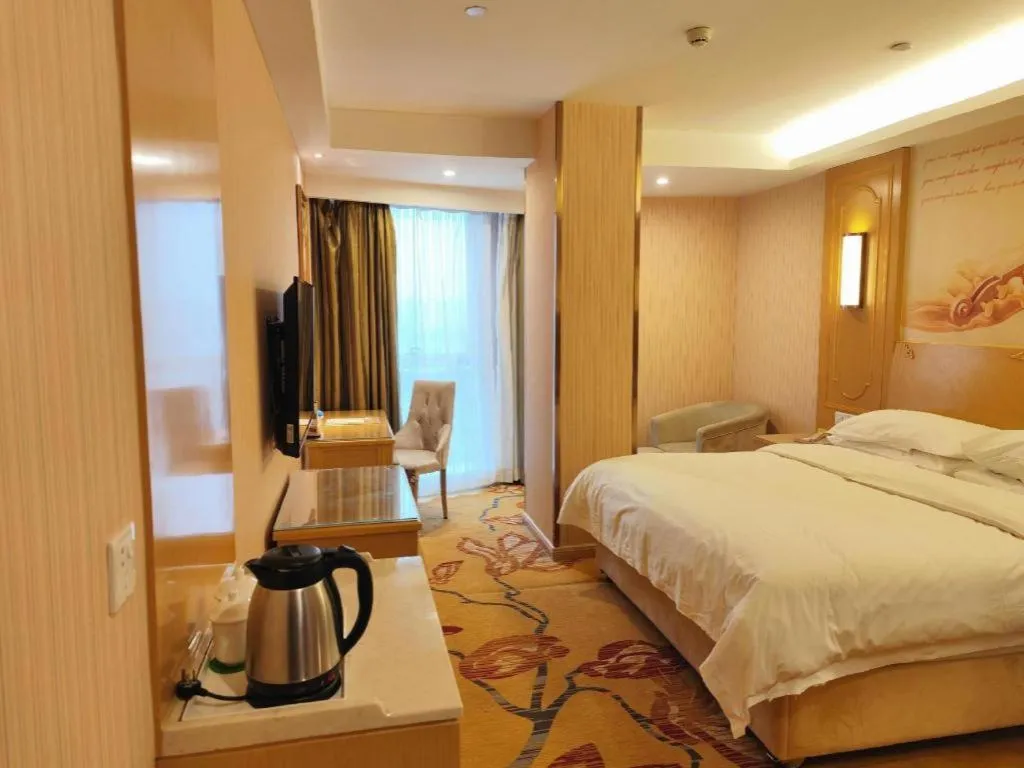 Bed in Vienna Hotel Chengdu Chadianzi Toursim Center