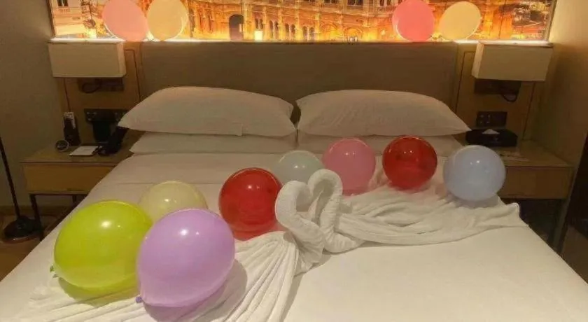 Bed in Vienna Hotel Nanchang West Station Guobo Metro Station