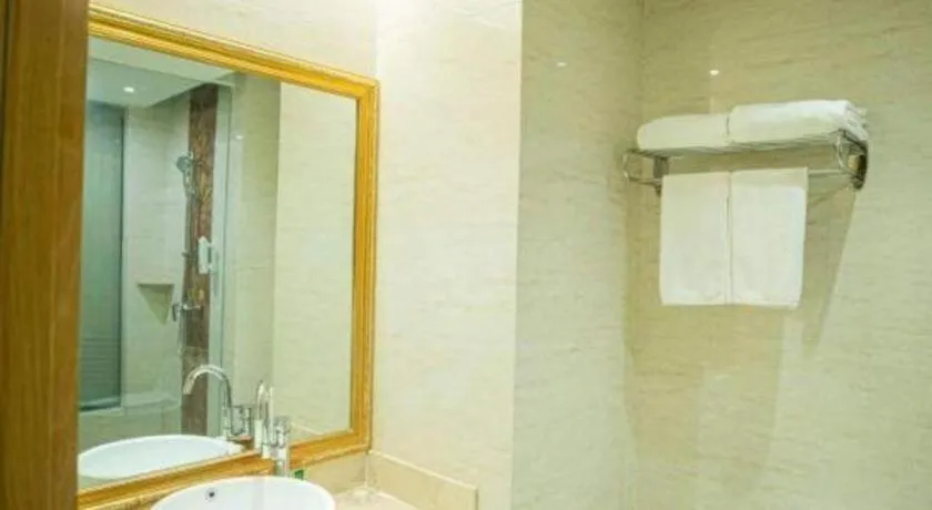 Vienna Hotel Shandong Linyi Mengyin