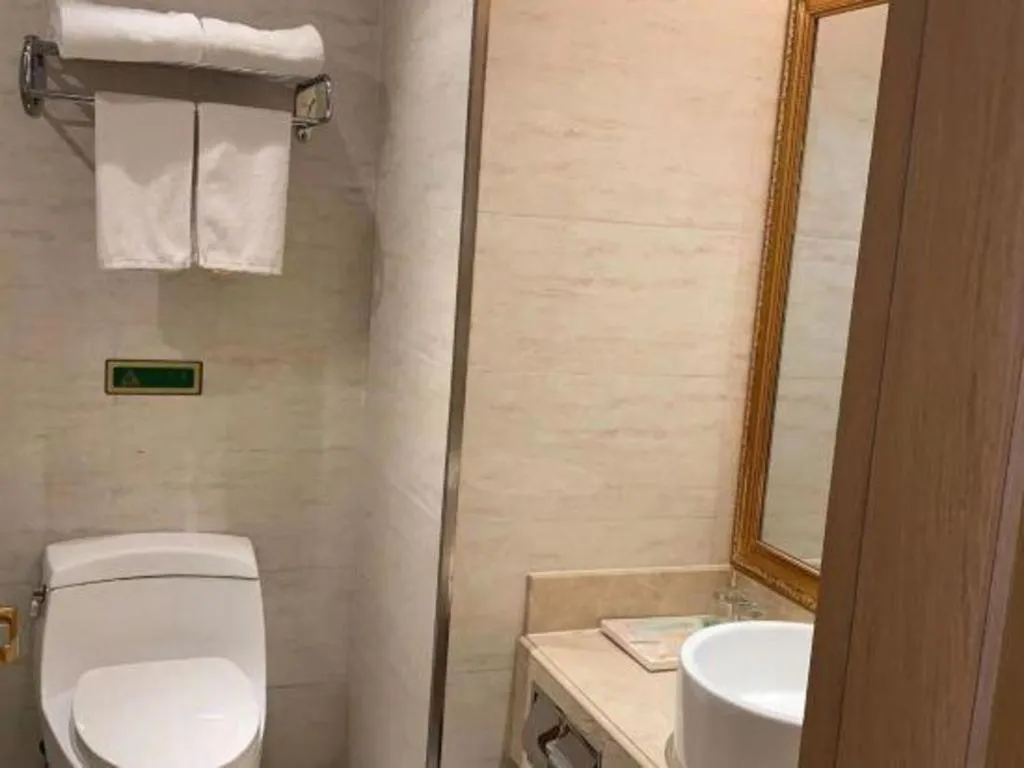 Vienna Hotel Shandong Linyi Mengyin