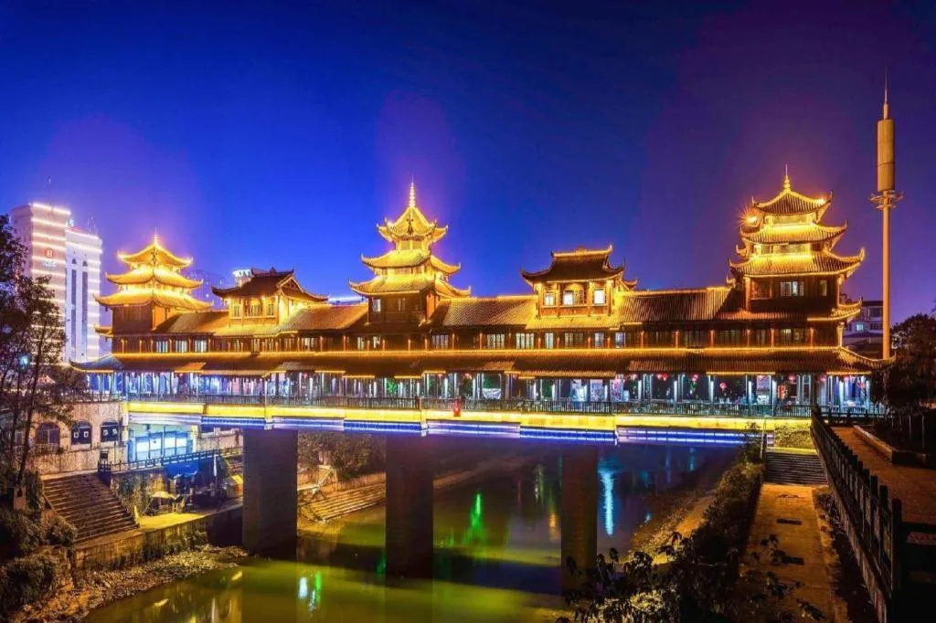 Vienna Hotel Hubei Enshi Railway Station