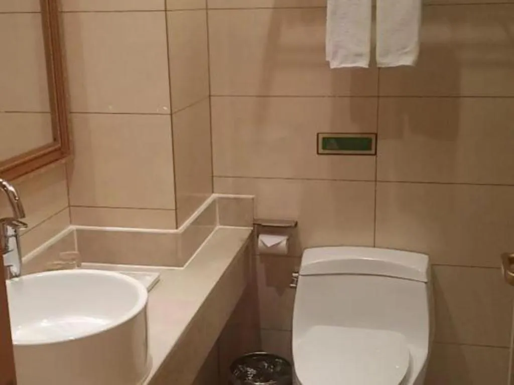 Vienna Hotel Guangdong Zhaoqing Sihui Tianguangxu