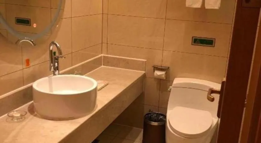 Vienna Hotel Guangdong Zhaoqing Sihui Tianguangxu