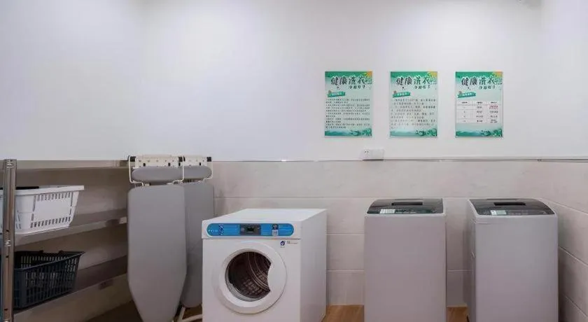 Vienna Hotel Guangdong Shantou South Bus Station