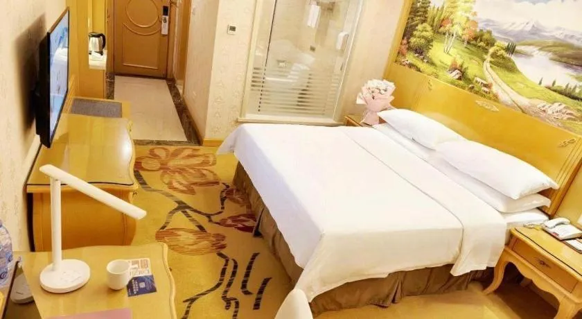 Bed in Vienna Hotel Shenzhen Longhua Good Day