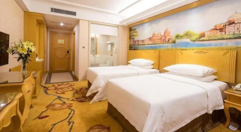Bed in Vienna Hotel Shenzhen Longhua Good Day