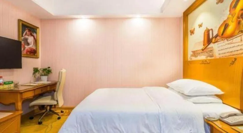 Bed in Vienna Hotel Shanghai Songjiang Market Miaoqian Street