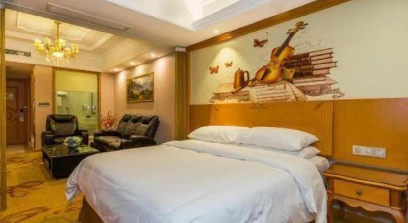 Bed in Vienna Hotel Shanghai Songjiang Market Miaoqian Street