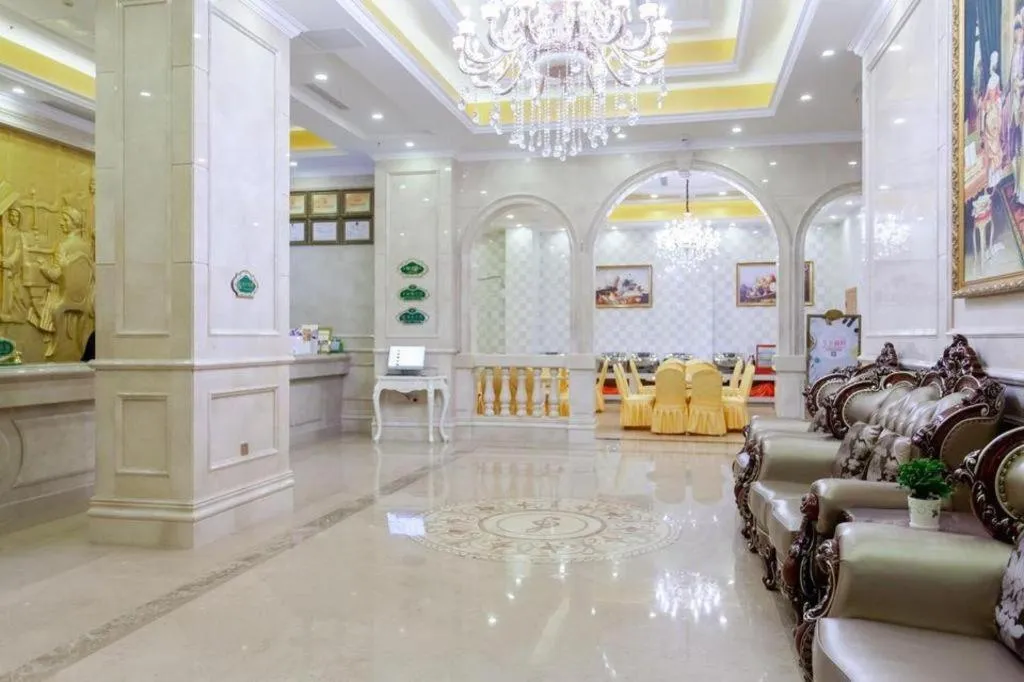 Vienna Hotel Chongqing West Station Southwesten Hospital