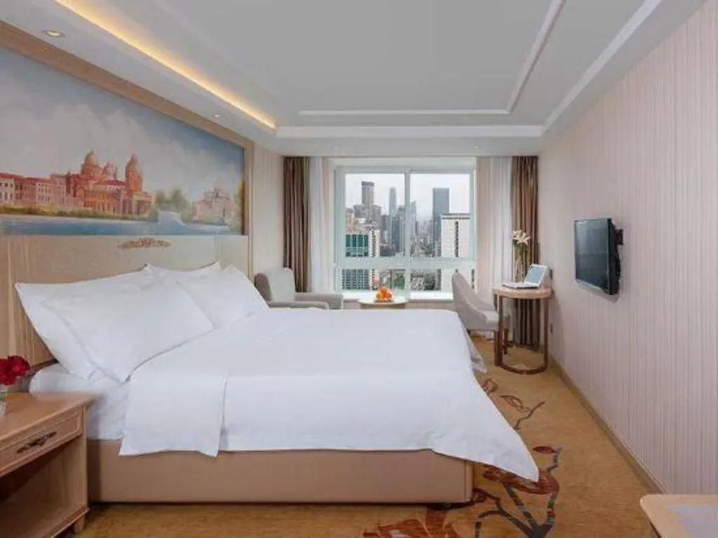 Bed in Vienna Hotel Chongqing West Station Southwesten Hospital