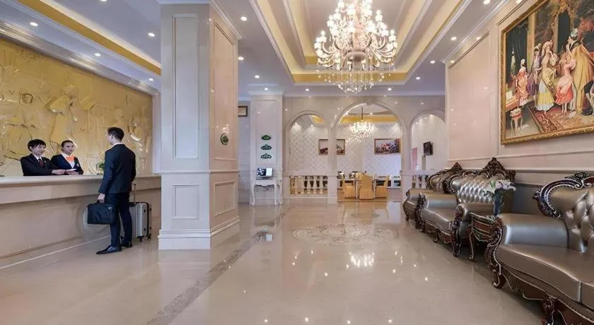 Vienna Hotel Chongqing West Station Southwesten Hospital